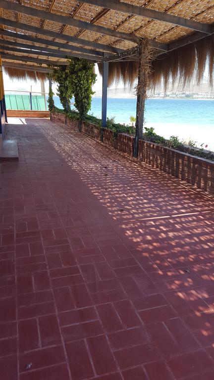 Hotel Yachting Club Тонгой Экстерьер фото